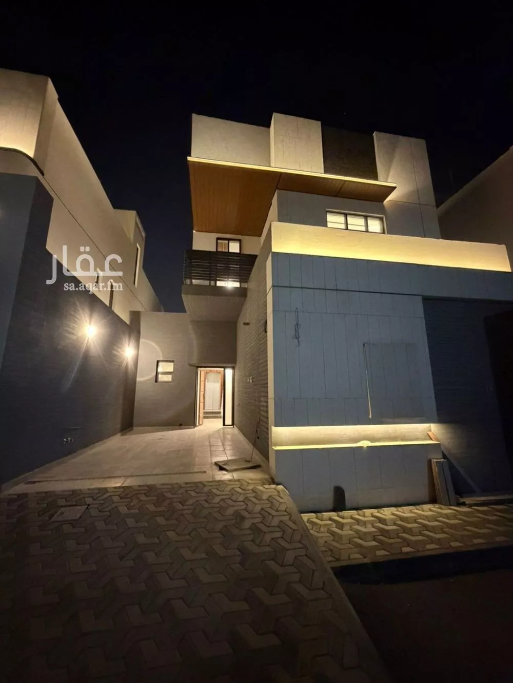 3 bedroom floor in Al Rimal 1