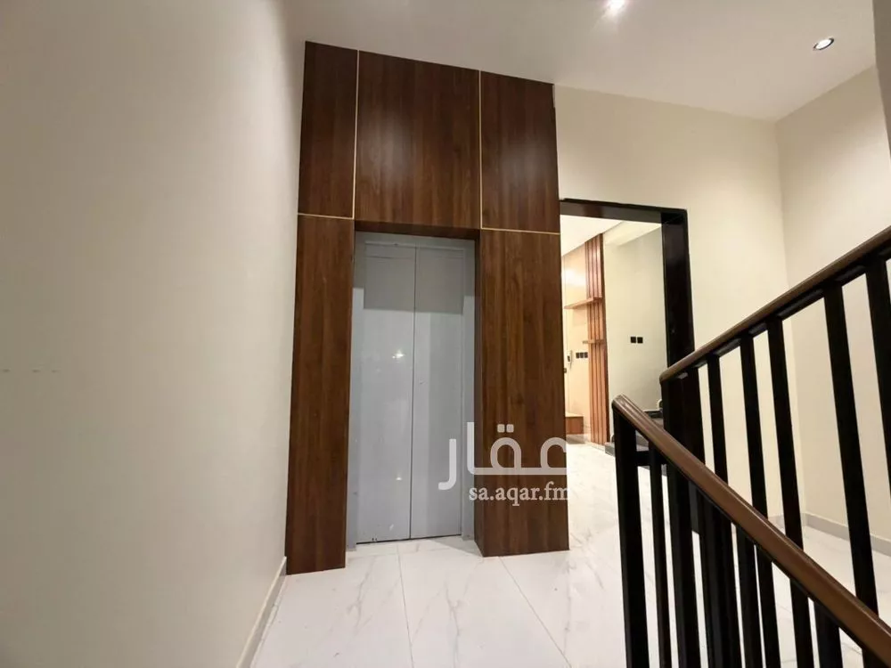 3 bedroom floor in Al Rimal 2