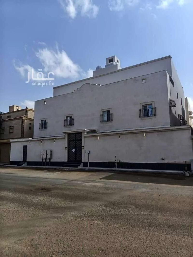 عقار 26 غرف في الفلاح، جدة 11