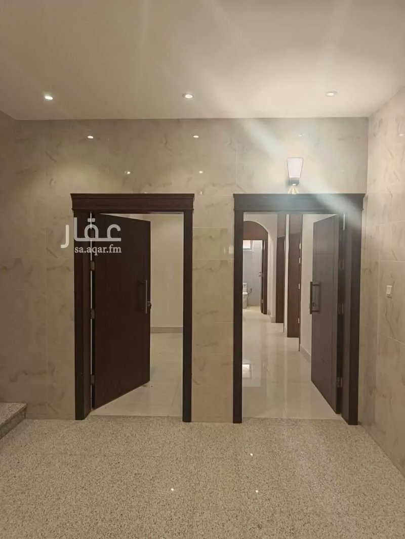 عقار 26 غرف في الفلاح، جدة 15