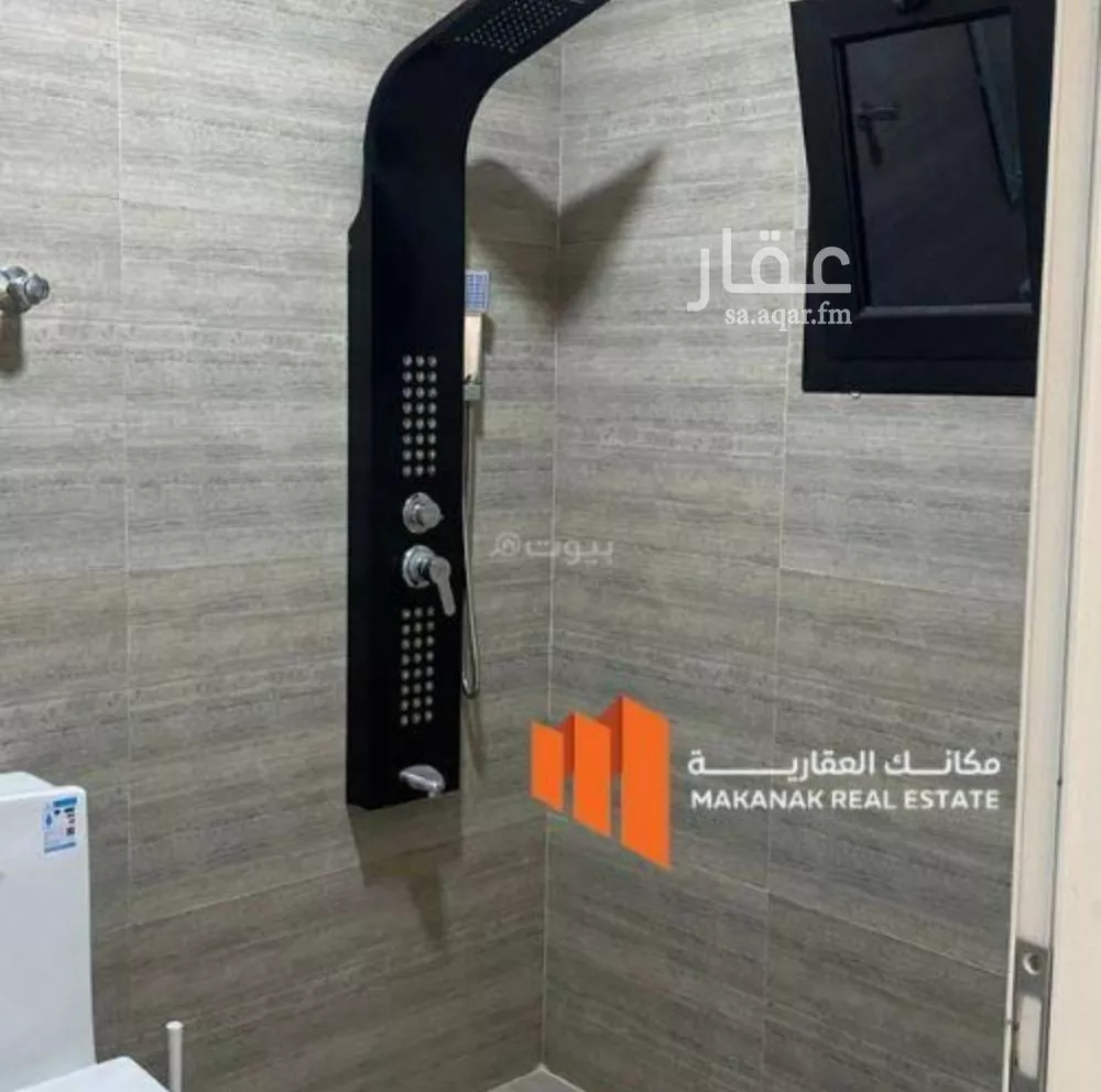 فيلا 5 غرف في طيبة 5