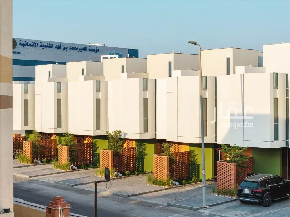 فيلا 4 غرف في النزهة 1