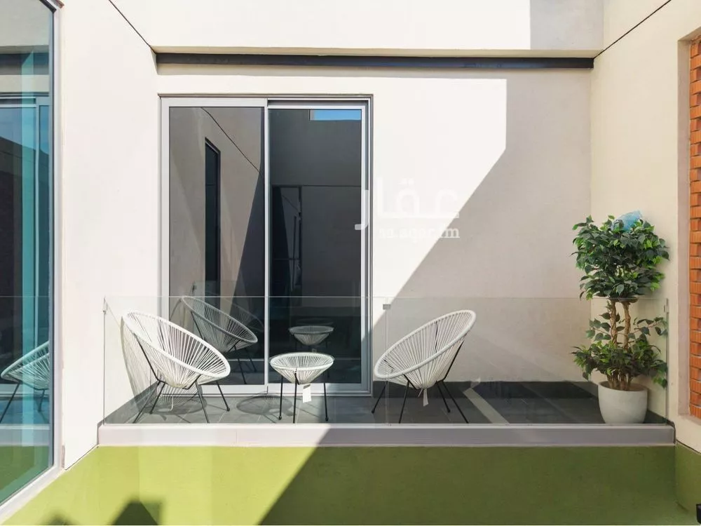 4 bedroom villa in Al Nuzhah, Eastern Province 15
