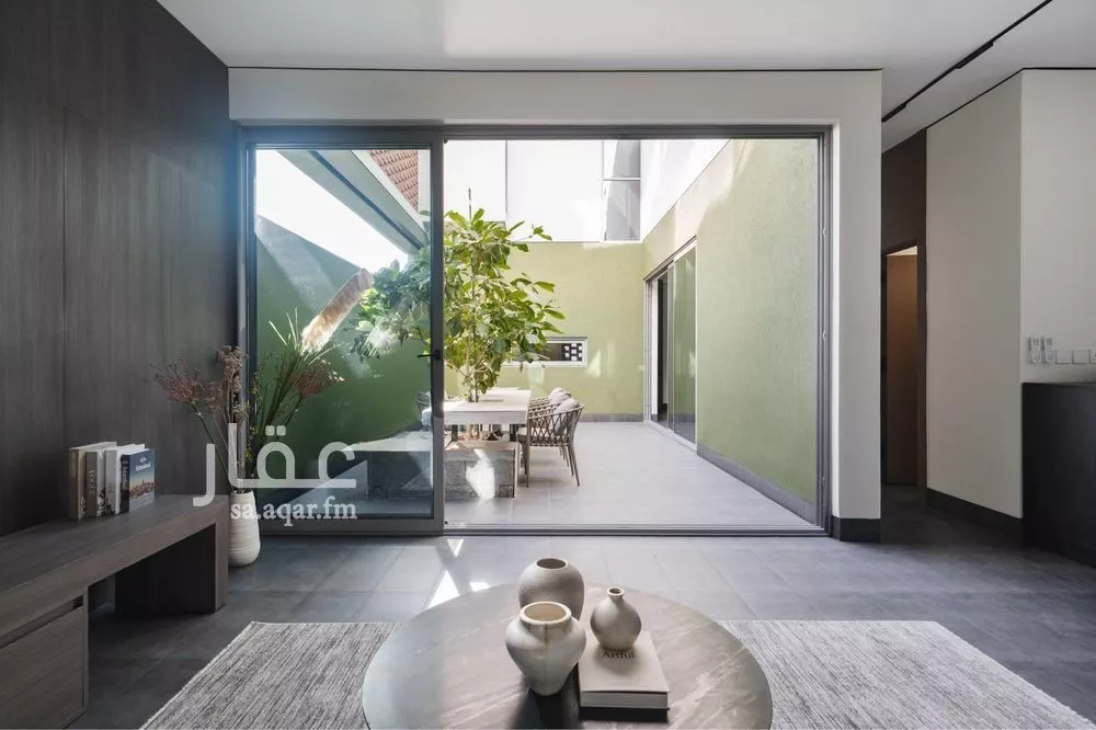 فيلا 4 غرف في النزهة 3