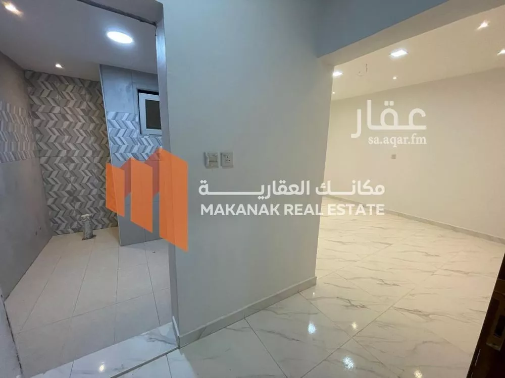 3 bedroom villa in Dahiat King Fahd, Eastern Province 8