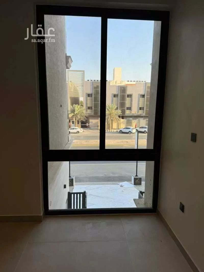 4 bedroom apartment in Al Malqa 9