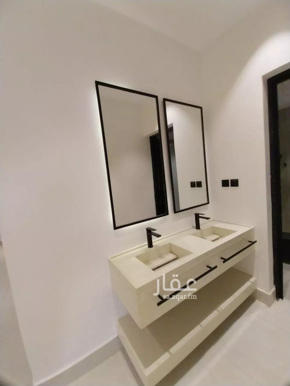 6 bedroom floor in Ash Sharq 13