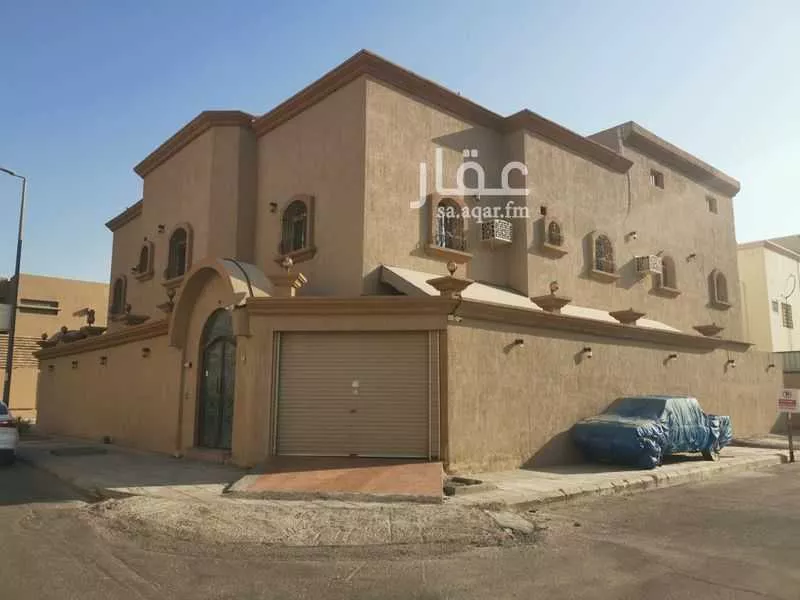 613 sqm building in Al Etisalat 1