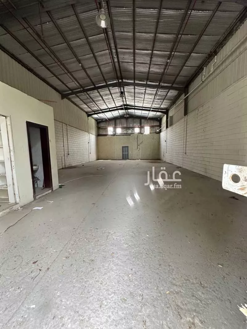 warehouse in Ar Rabiyah, Eastern Province 7