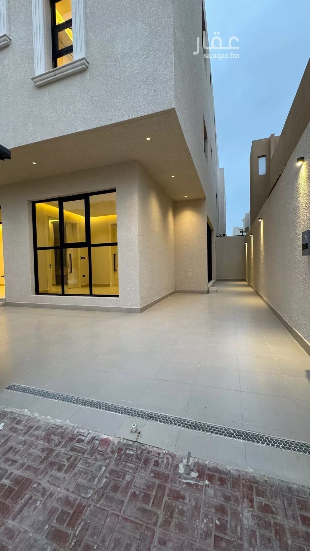5 bedroom floor in Al Aridh 5