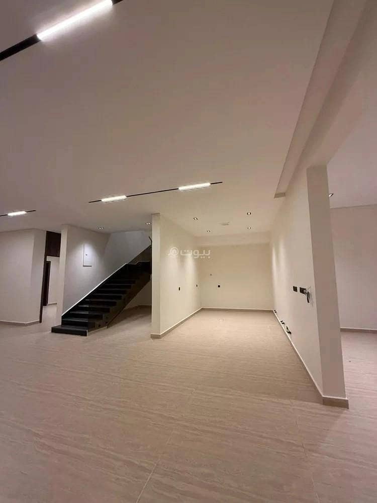 4 bedroom villa in As Suwaidi Al Gharabi, Riyadh 9