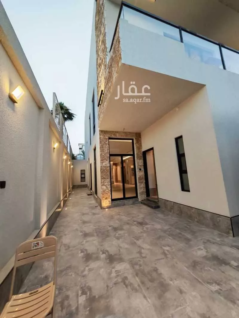 4 bedroom floor in Al Sahafah 6