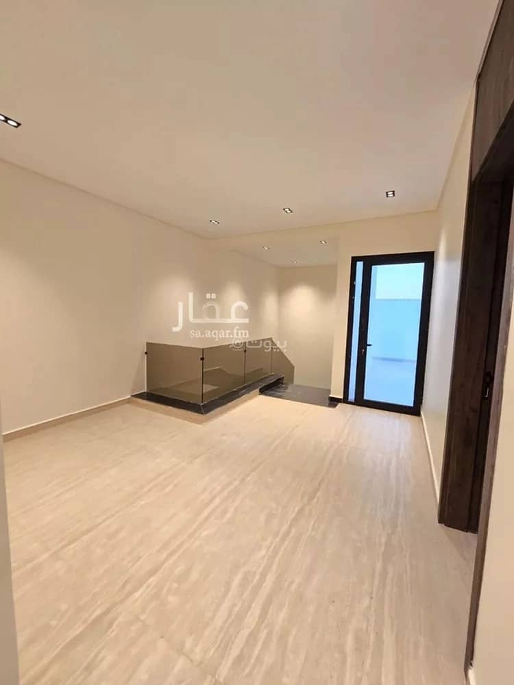 4 bedroom villa in As Suwaidi Al Gharabi, Riyadh 5