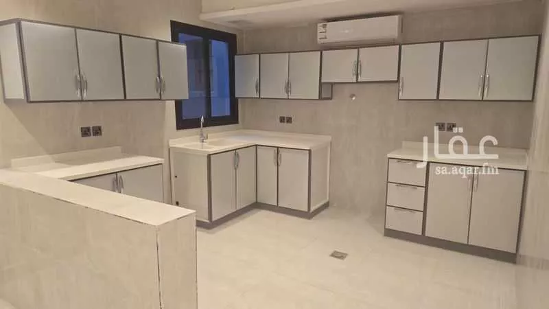 3 bedroom apartment in Al Rimal 6