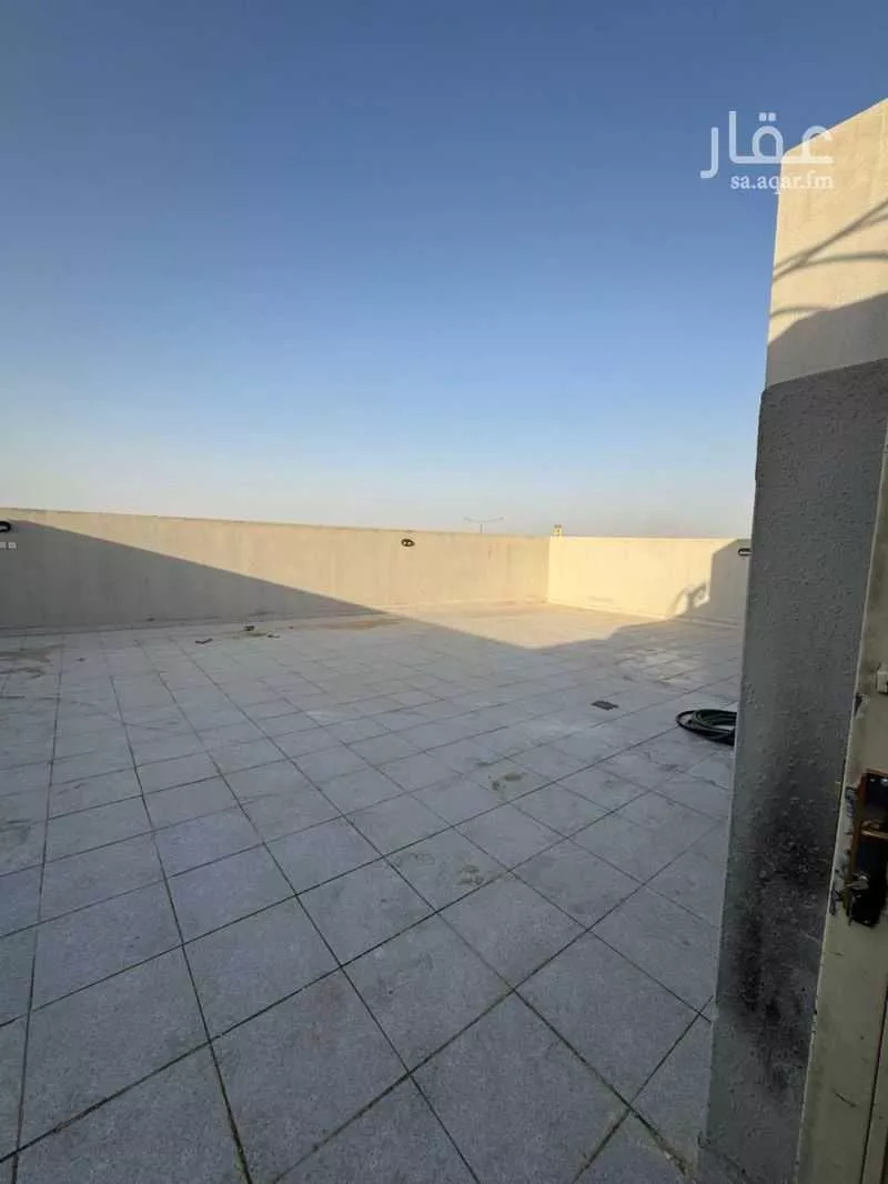 4 bedroom apartment in Okaz, Riyadh 8