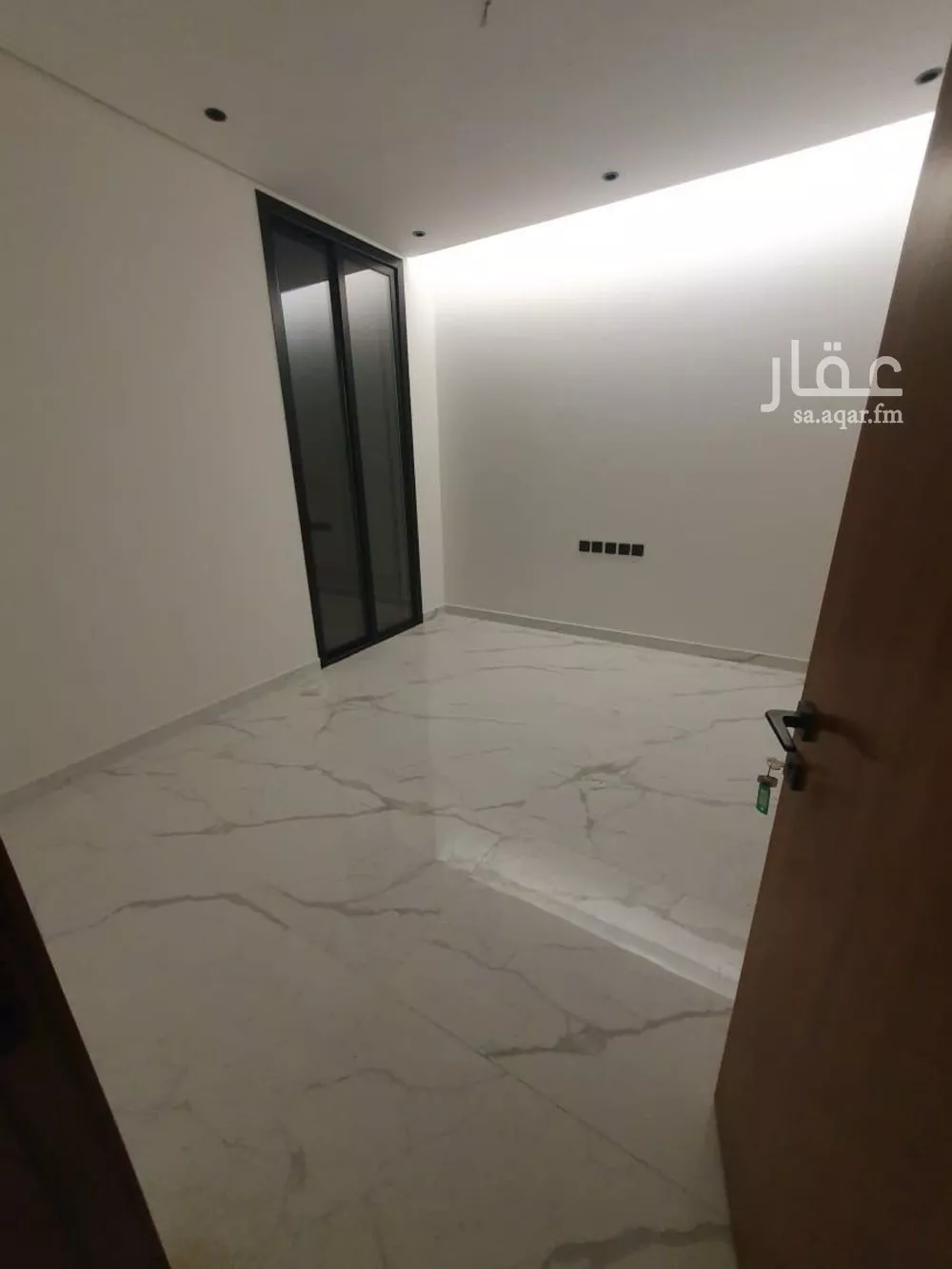 3 bedroom floor in Al Yasmin 2
