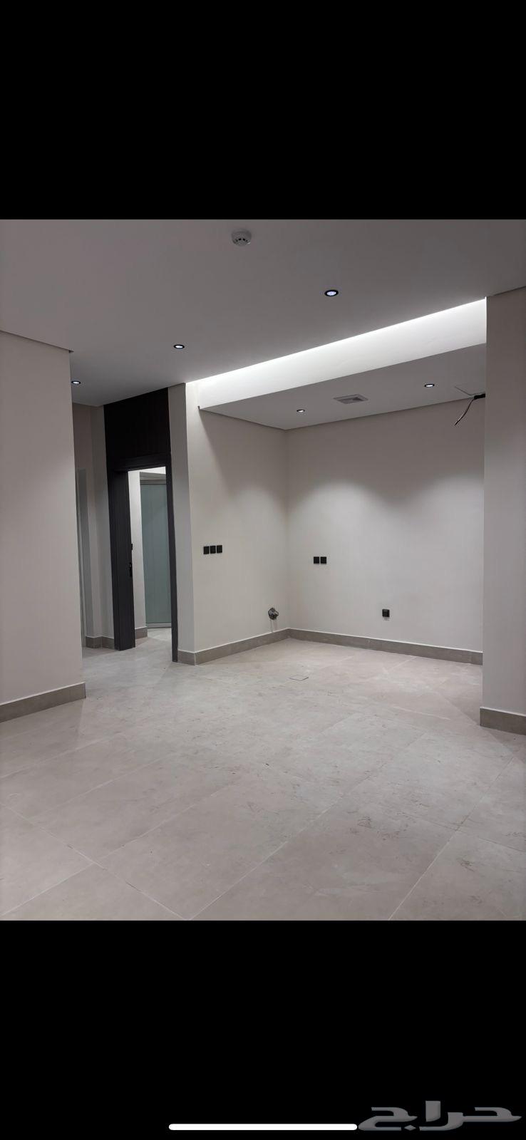 3 bedroom apartment in Al Hamra, Eastern Province 11