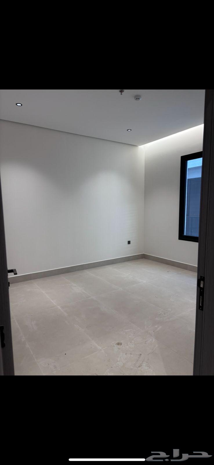 3 bedroom apartment in Al Hamra, Eastern Province 6