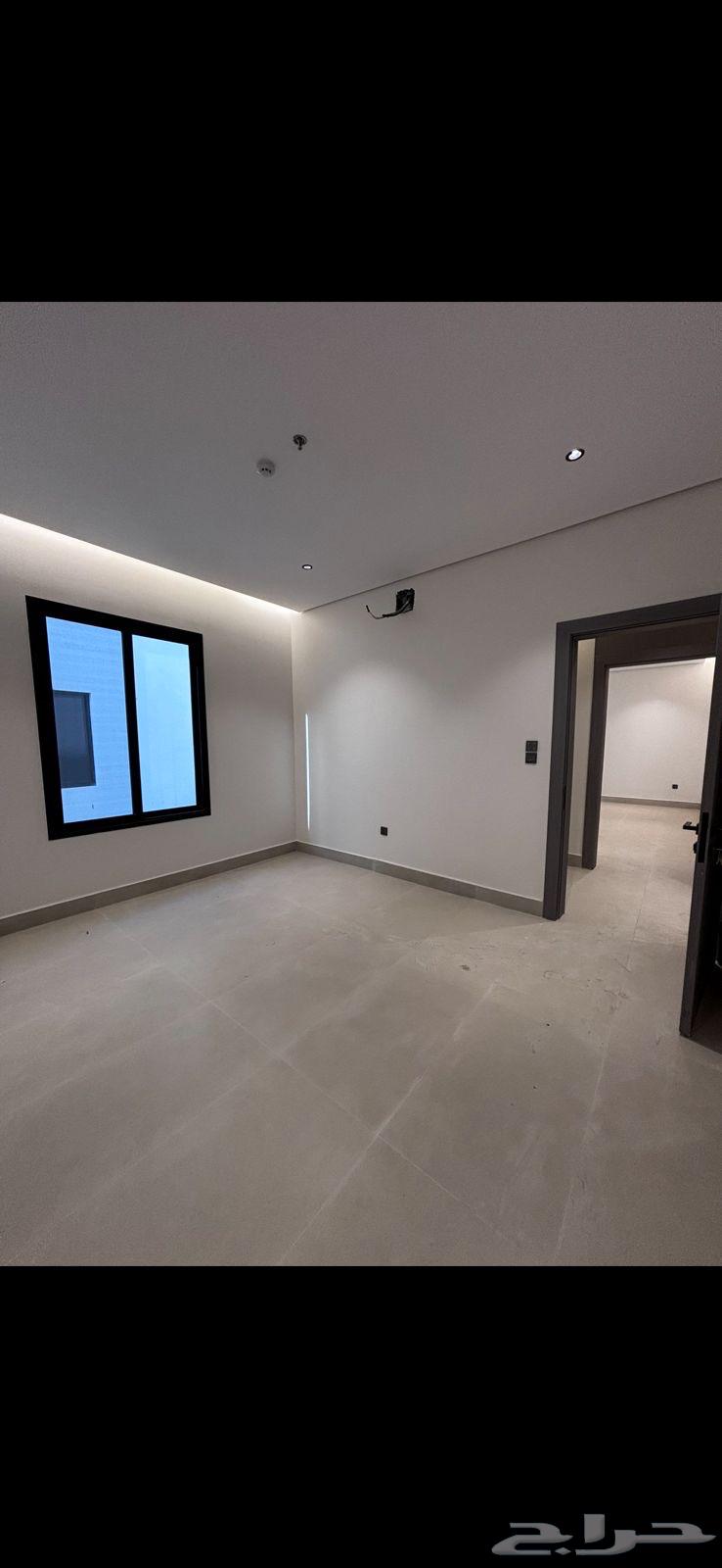 3 bedroom apartment in Al Hamra, Eastern Province 7