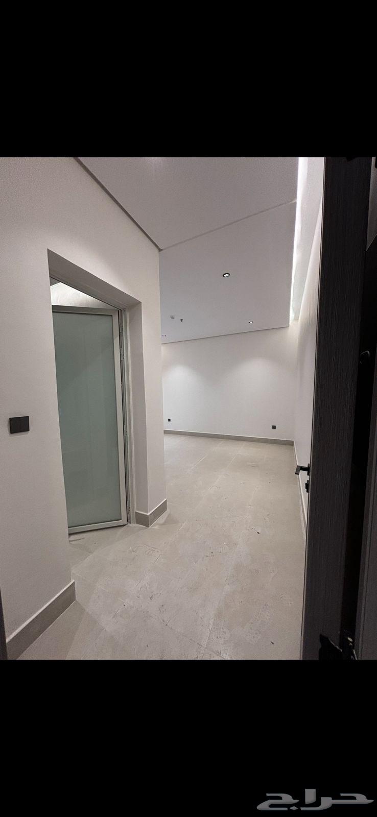 3 bedroom apartment in Al Hamra, Eastern Province 9