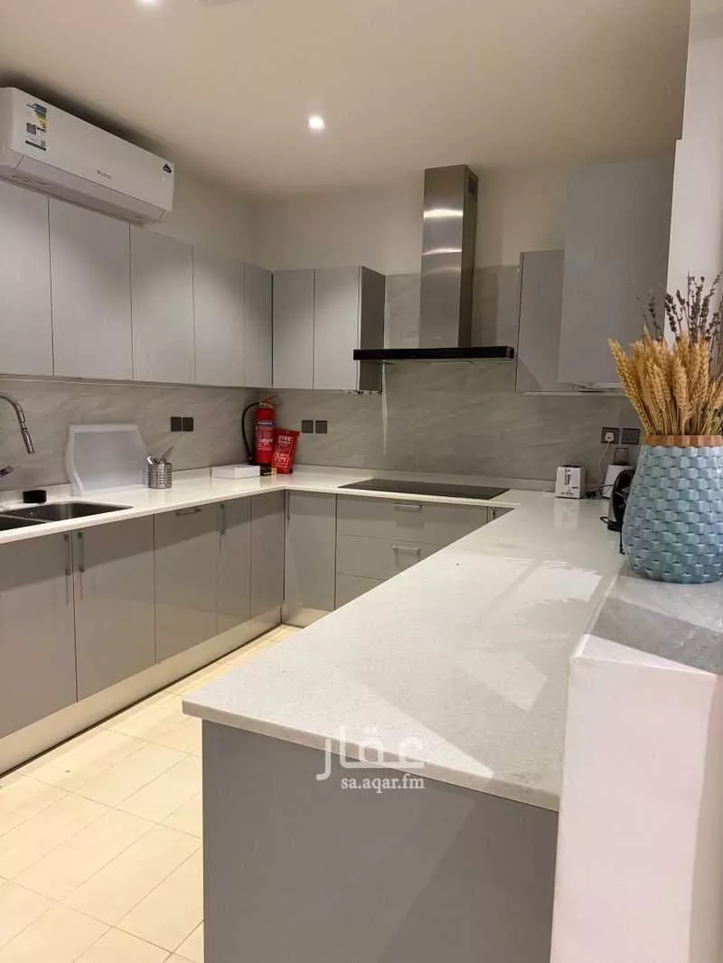 3 bedroom apartment in Al Yasmin 10