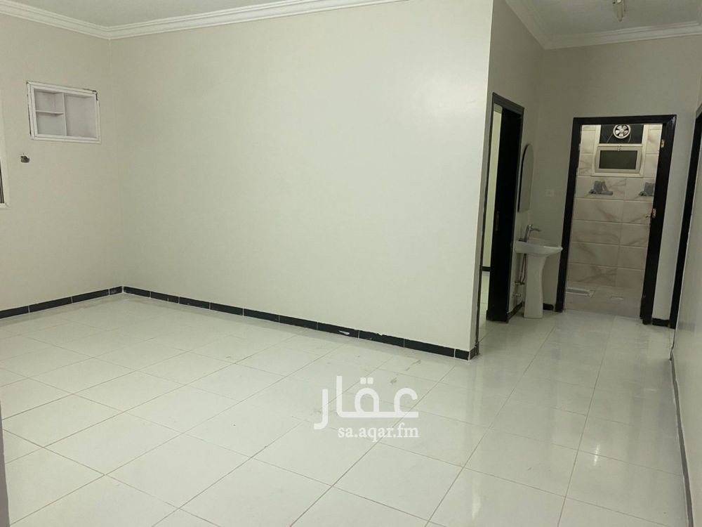 3 bedroom floor in Tuwaiq 11