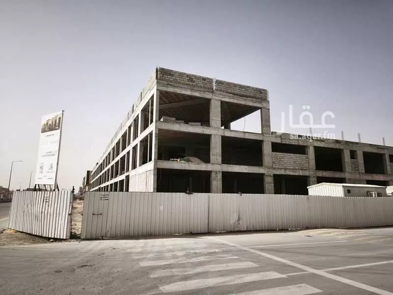 7500 sqm building in Dhahrat Laban 13