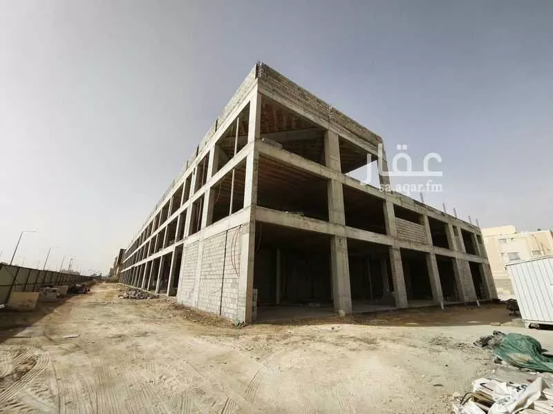 7500 sqm building in Dhahrat Laban 18