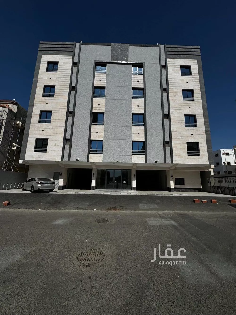 5 bedroom apartment in Al Nuzhah 11