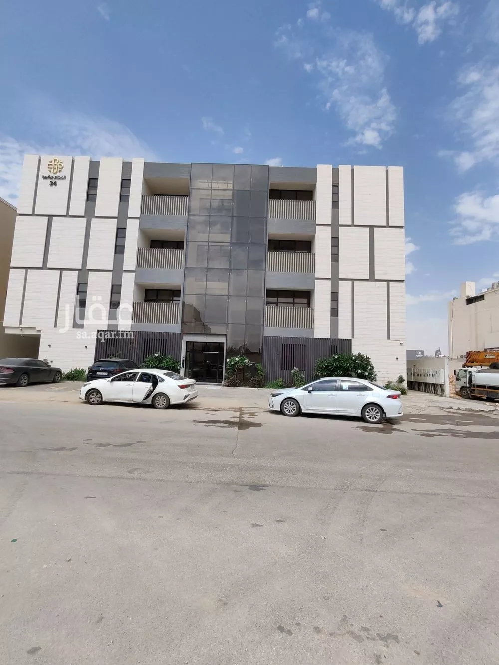 شقة 3 غرف في الملقا 5