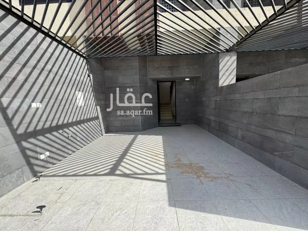 دور 4 غرف في المونسية 4