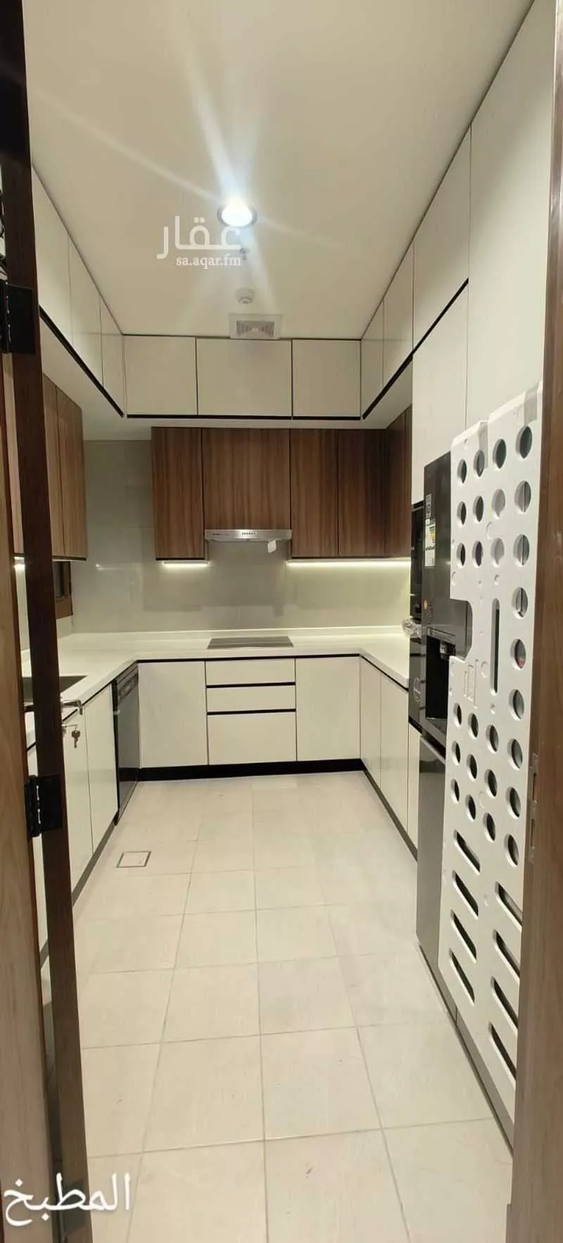 5 bedroom apartment in Al Yasmin 6