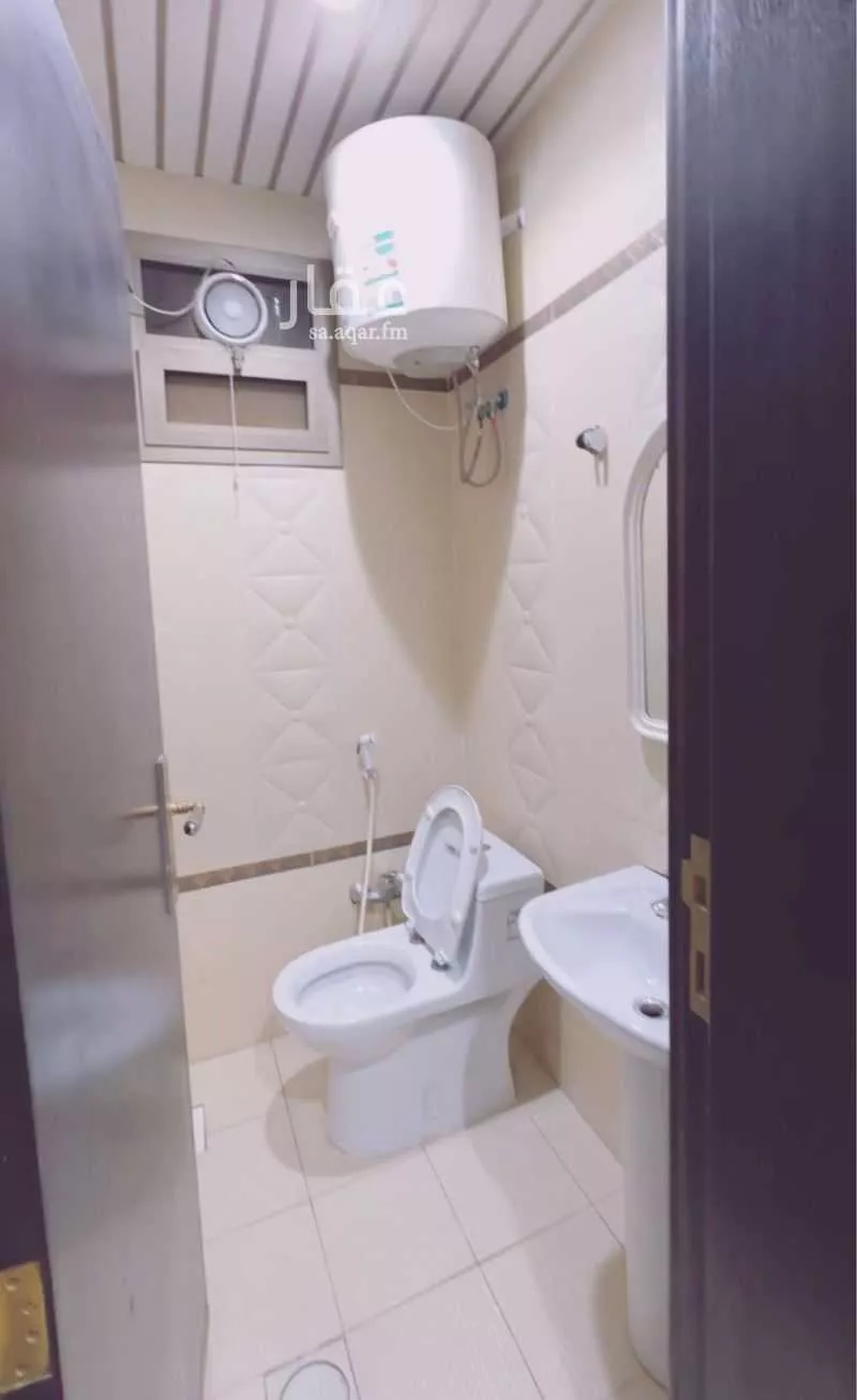1 bedroom apartment in Al Olaya 4