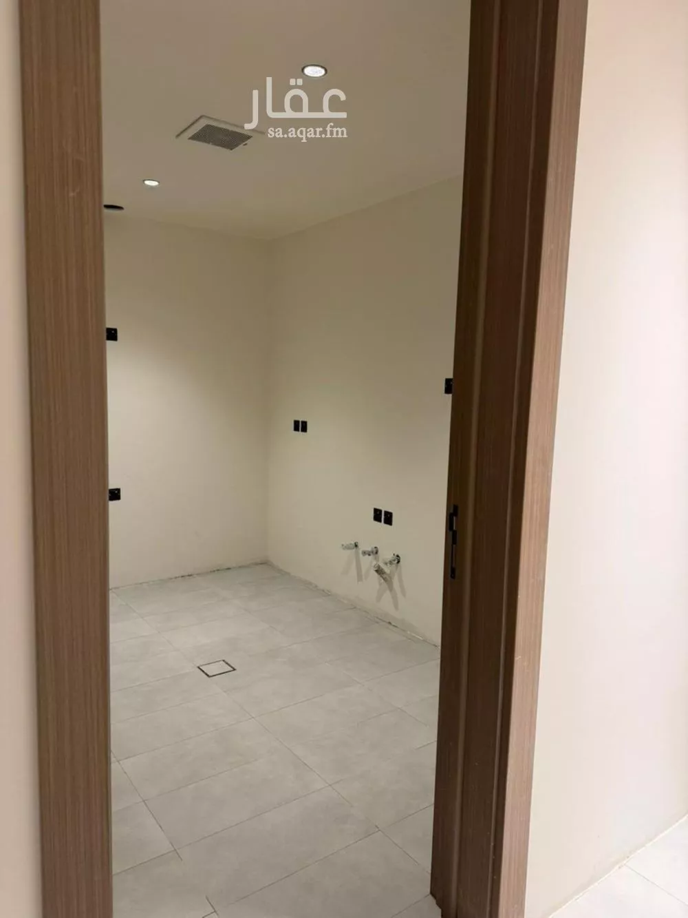 3 bedroom floor in Al Maizilah 2