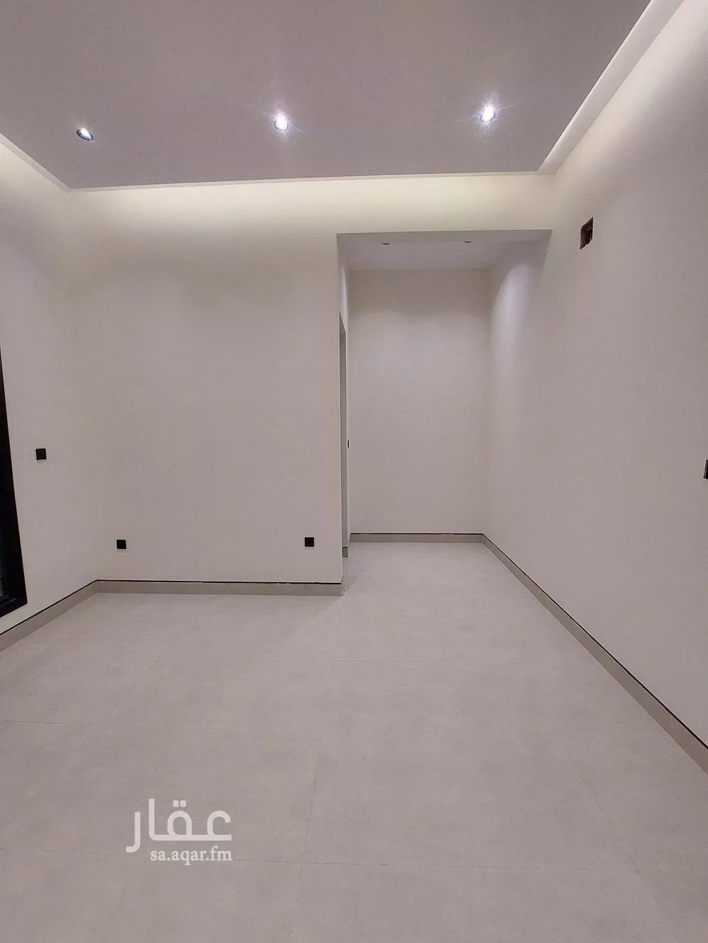 4 bedroom villa in Al Aridh 12