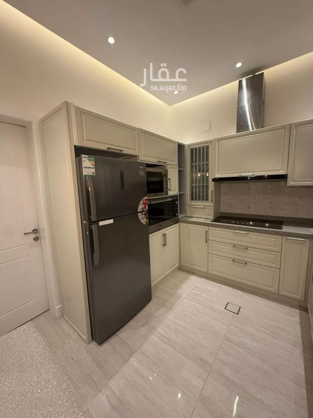 3 bedroom apartment in Al Yasmin 10