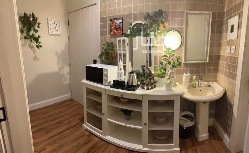 5 bedroom floor in Laban 9