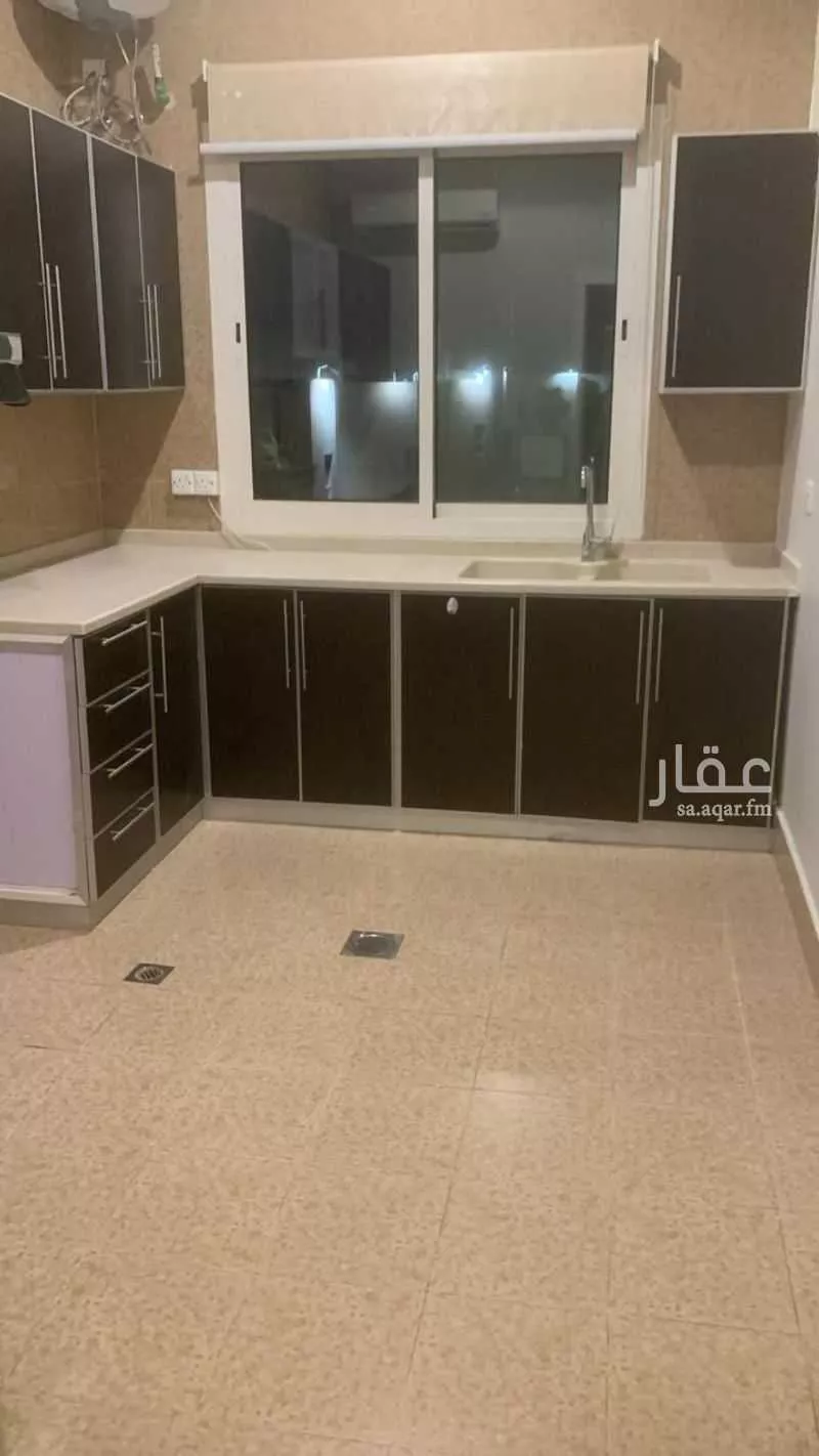 3 bedroom apartment in Al Yasmin 10