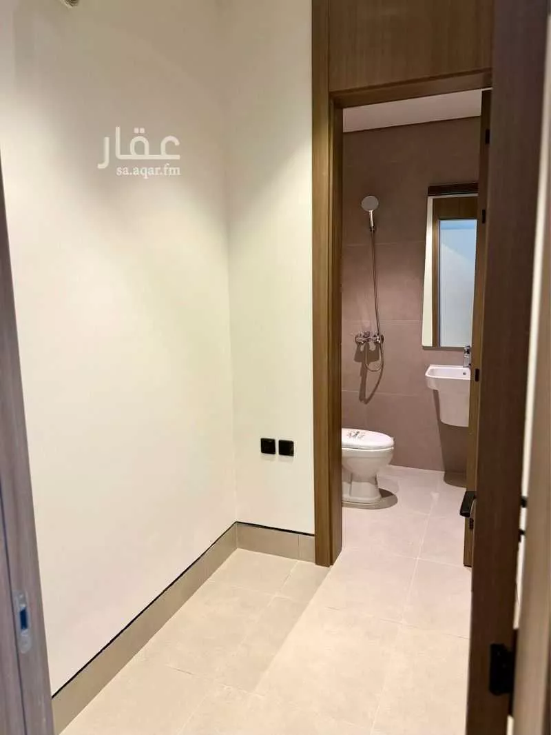 3 bedroom apartment in Al Rimal 7