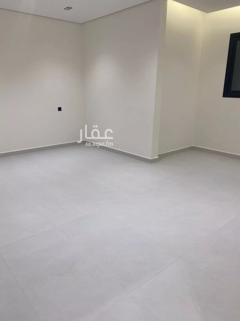 شقة 4 غرف في طويق 3