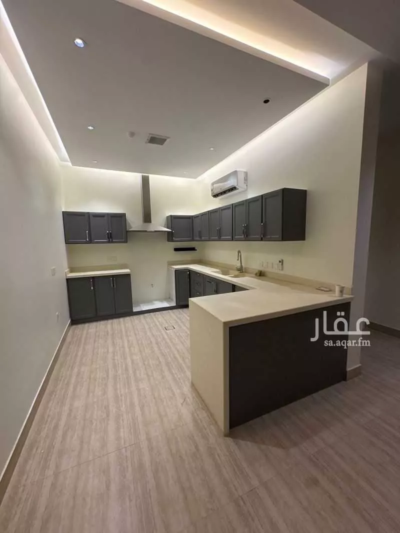 شقة 3 غرف في الملقا 8