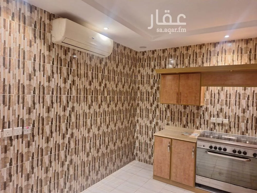 3 bedroom floor in Al Aridh 8
