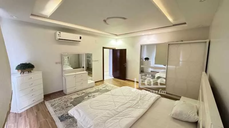 2 bedroom apartment in King Fahd, Madinah 5