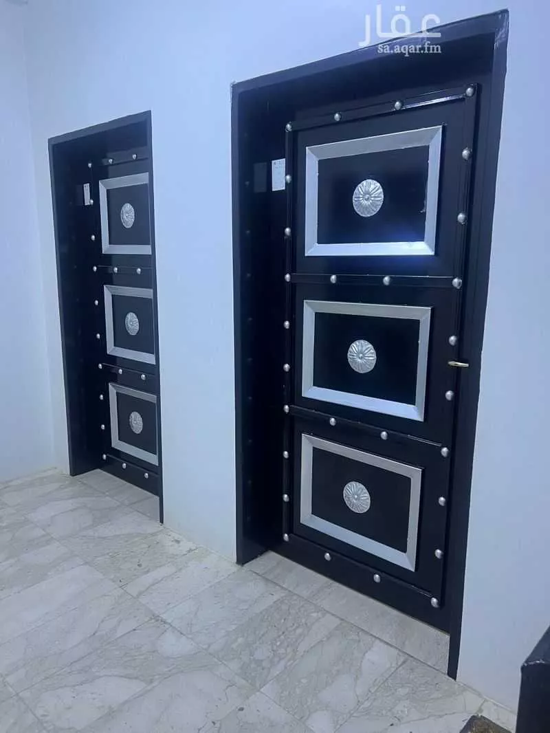 5 bedroom apartment in Al Qairawan 4