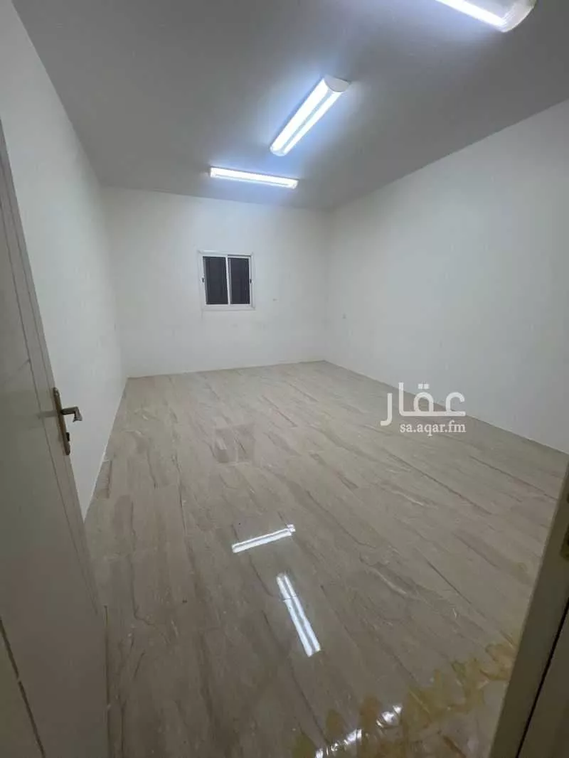 5 bedroom apartment in Al Qairawan 5
