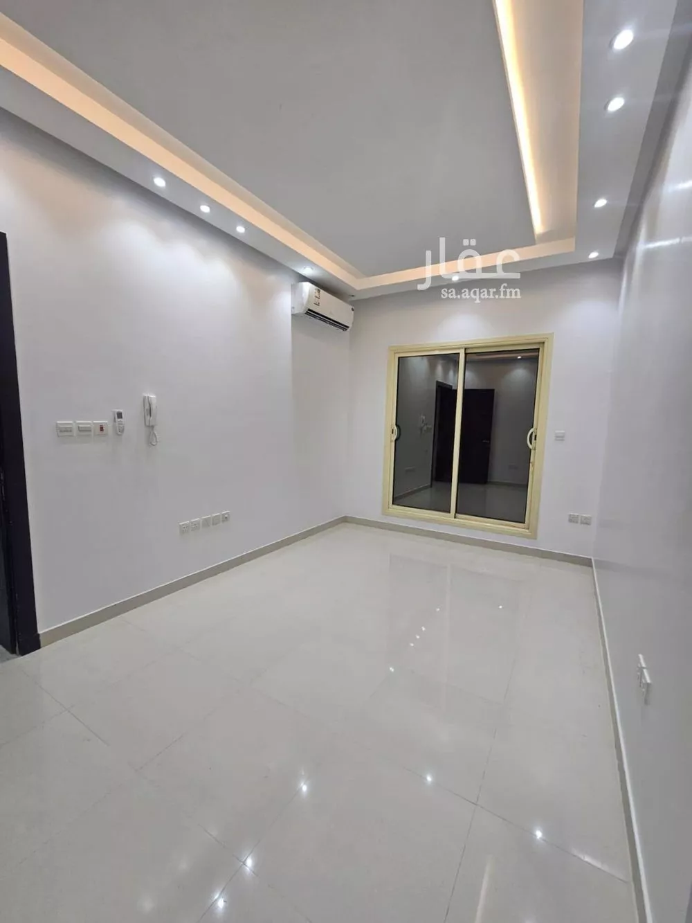 3 bedroom floor in Al Narjis 18