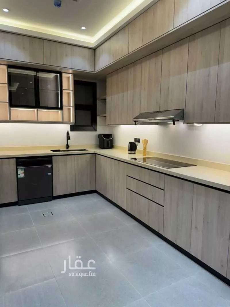 3 bedroom apartment in Al Shuhada 9