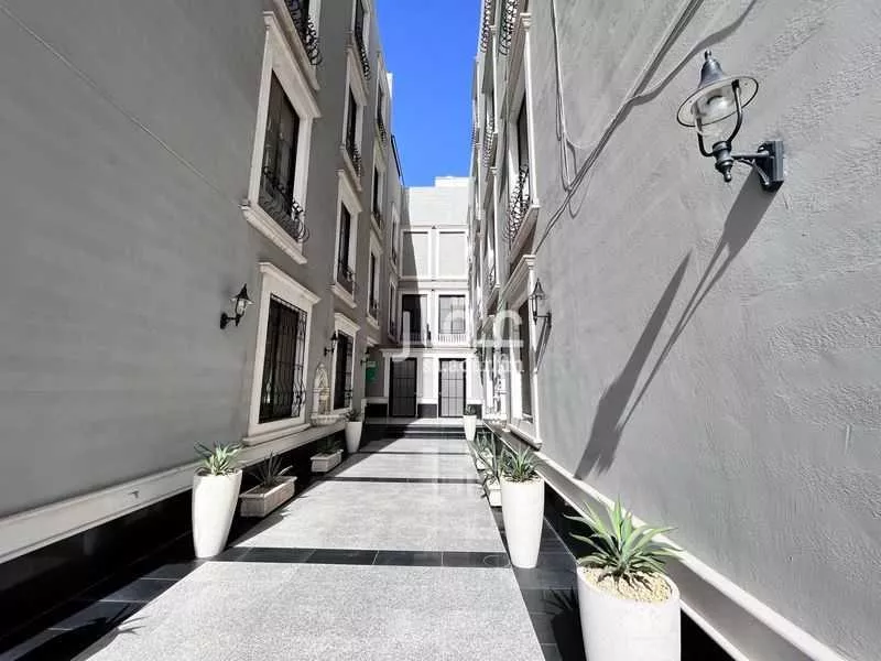 2 bedroom apartment in Al Malqa 3