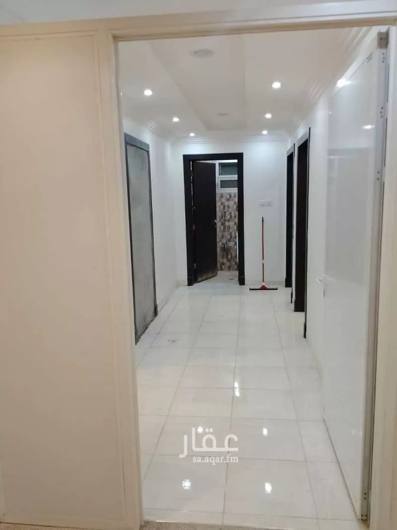 3 bedroom apartment in Al Yasmin 4