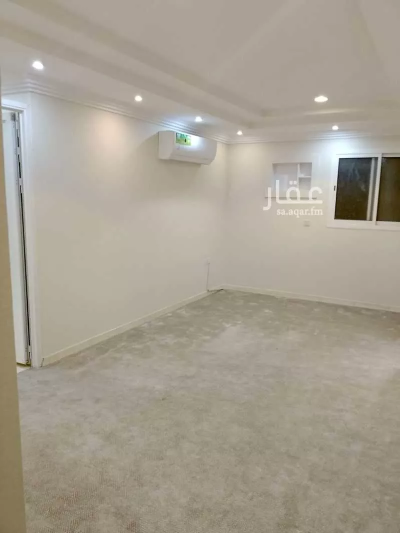3 bedroom apartment in Al Yasmin 6